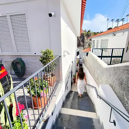 Supranee Relaxation * Câmara de Lobos