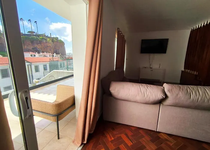 Supranee Relaxation Câmara de Lobos